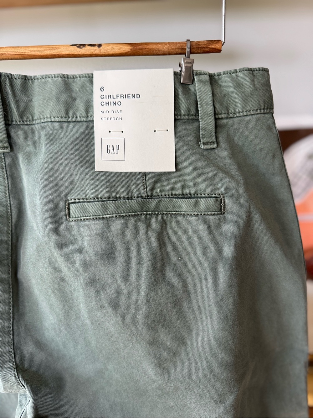 GAP Sage Green Girlfriend Chino Khakis Cotton Pants Size 6 New - Picture 5 of 13